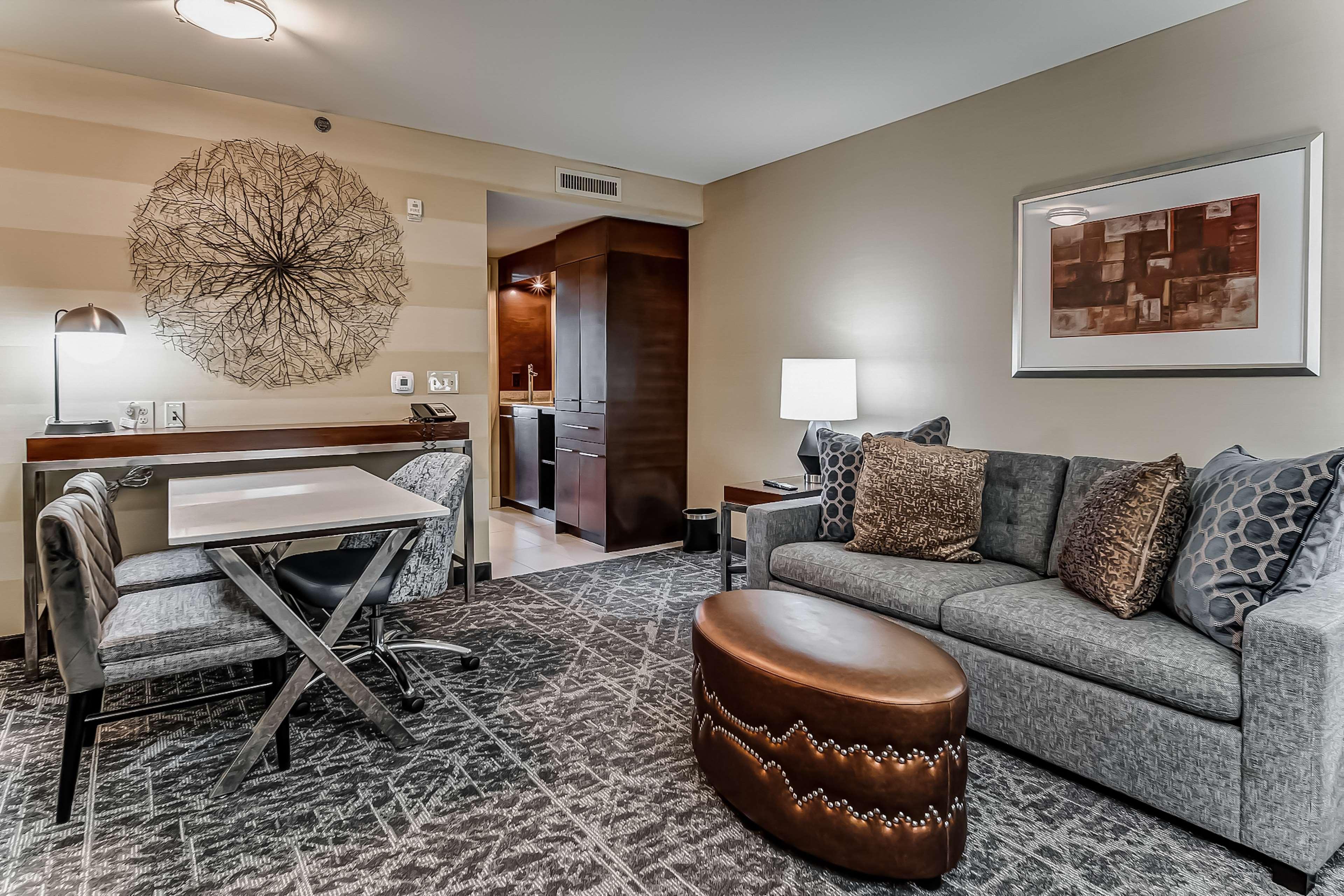 Embassy Suites Atlanta - Kennesaw Town Center Eksteriør bilde