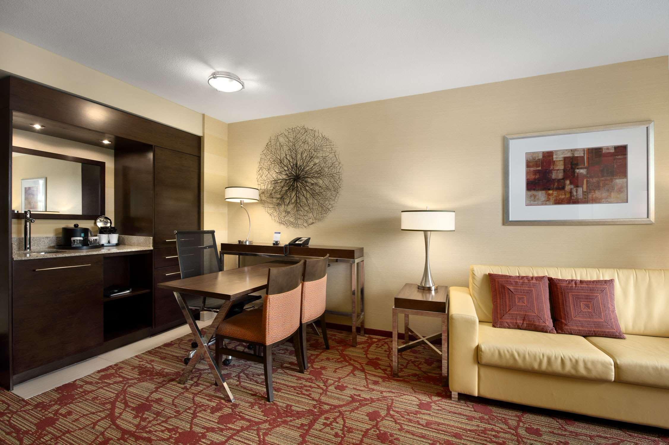 Embassy Suites Atlanta - Kennesaw Town Center Rom bilde