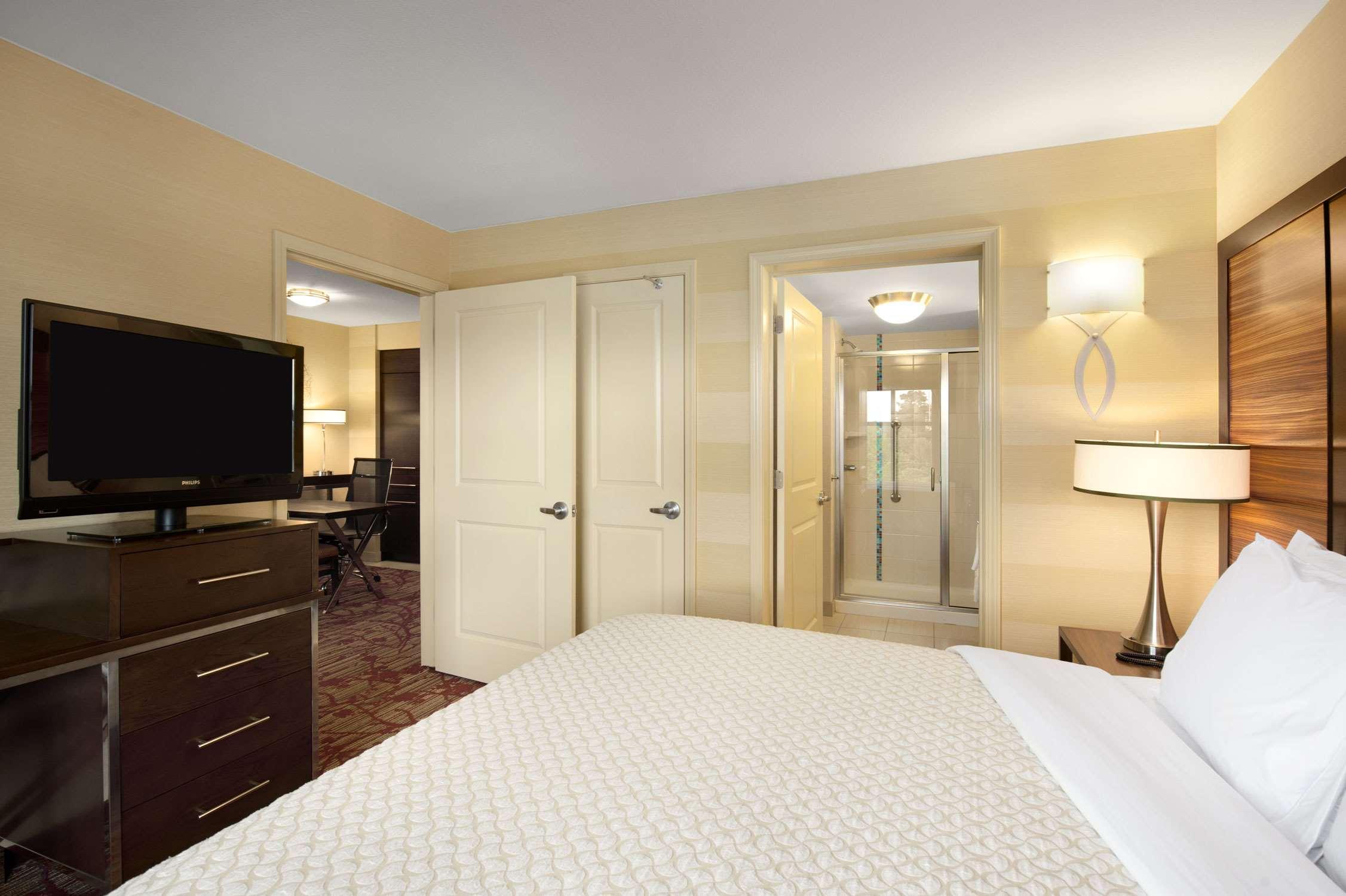Embassy Suites Atlanta - Kennesaw Town Center Rom bilde
