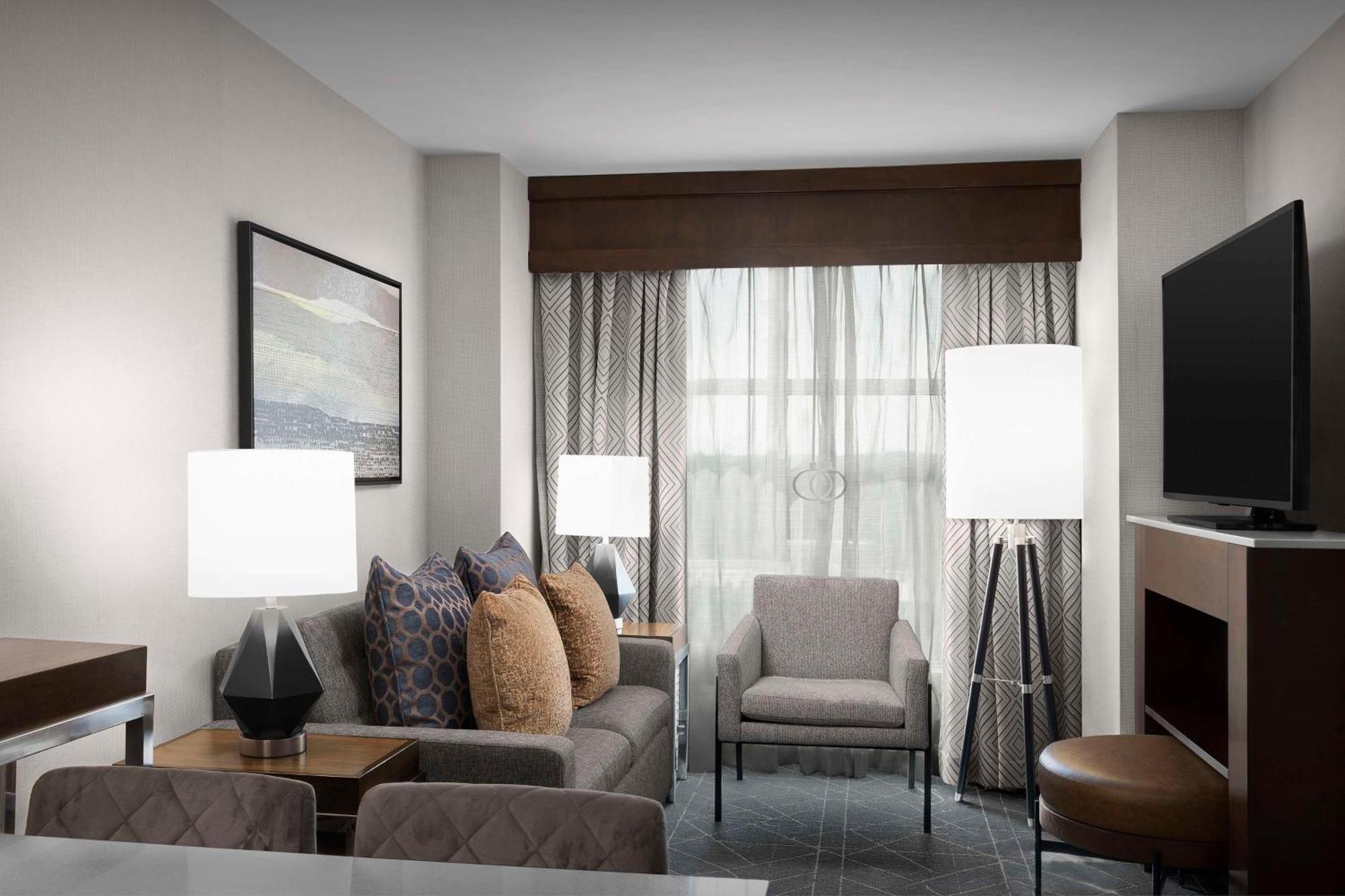 Embassy Suites Atlanta - Kennesaw Town Center Eksteriør bilde