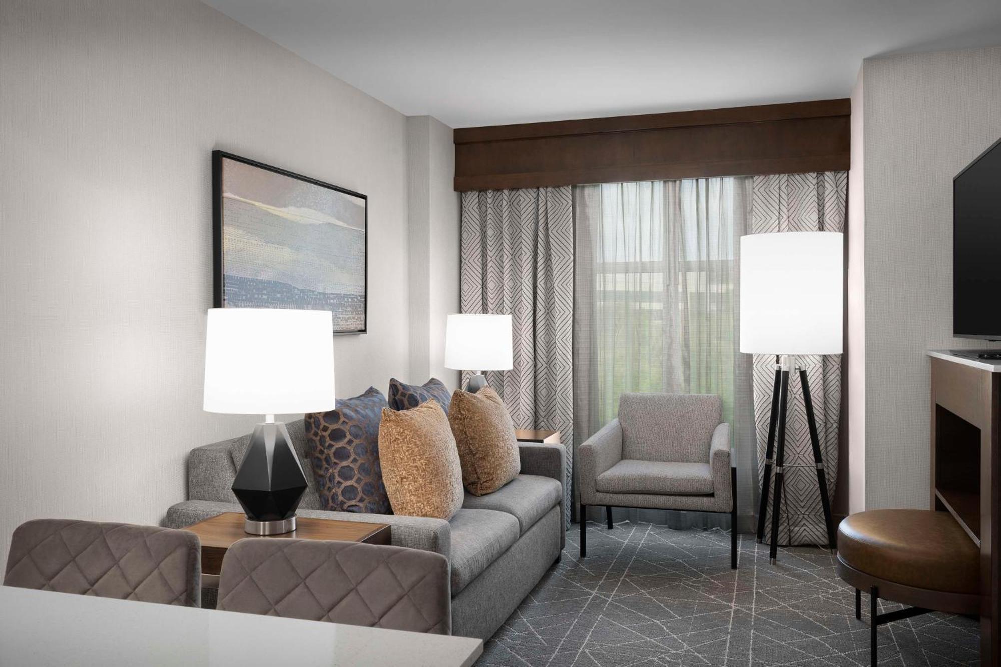 Embassy Suites Atlanta - Kennesaw Town Center Eksteriør bilde